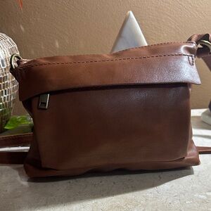 Brown Universal Thread crossbody bag